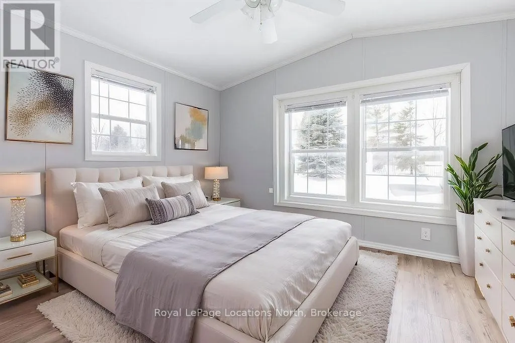 89 GEORGIAN GLEN DRIVE