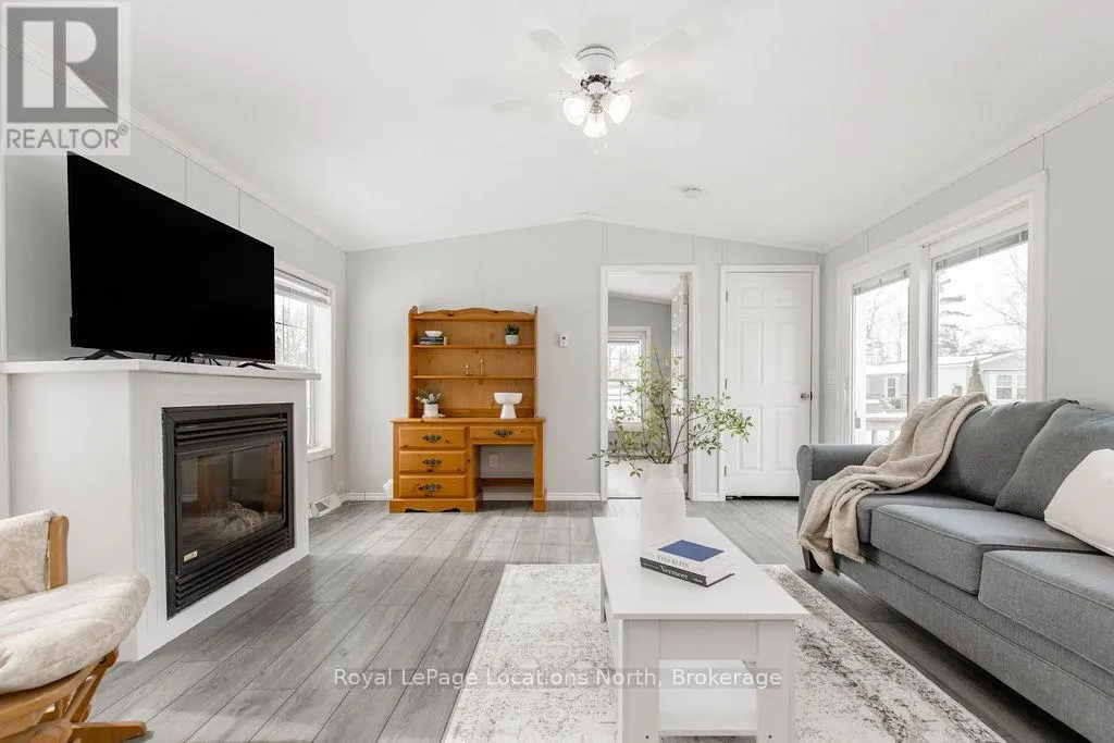89 GEORGIAN GLEN DRIVE