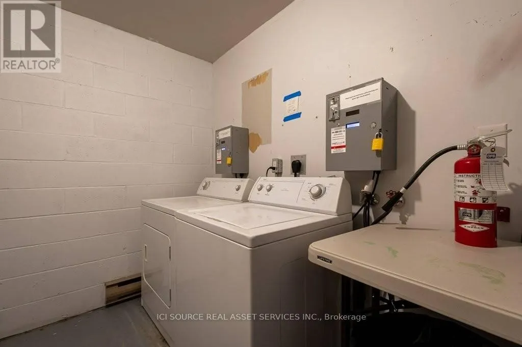 UNIT 4 - 229 CANICE STREET
