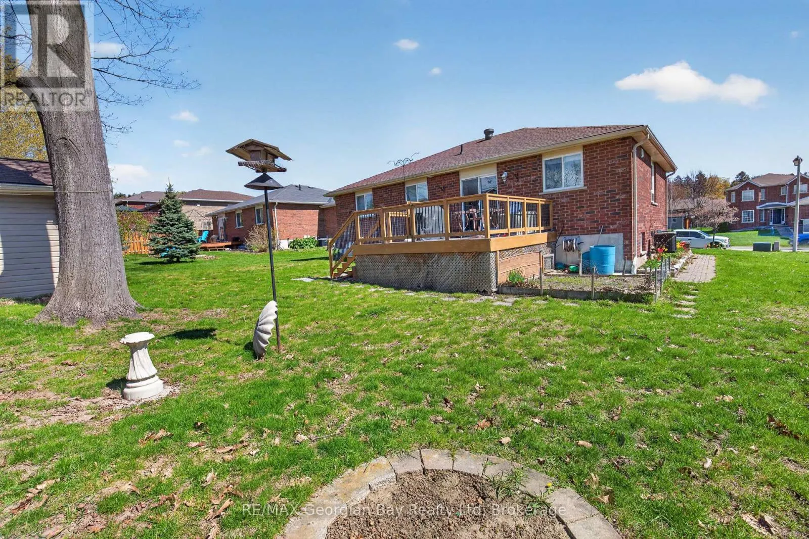 495 SHEWFELT CRESCENT