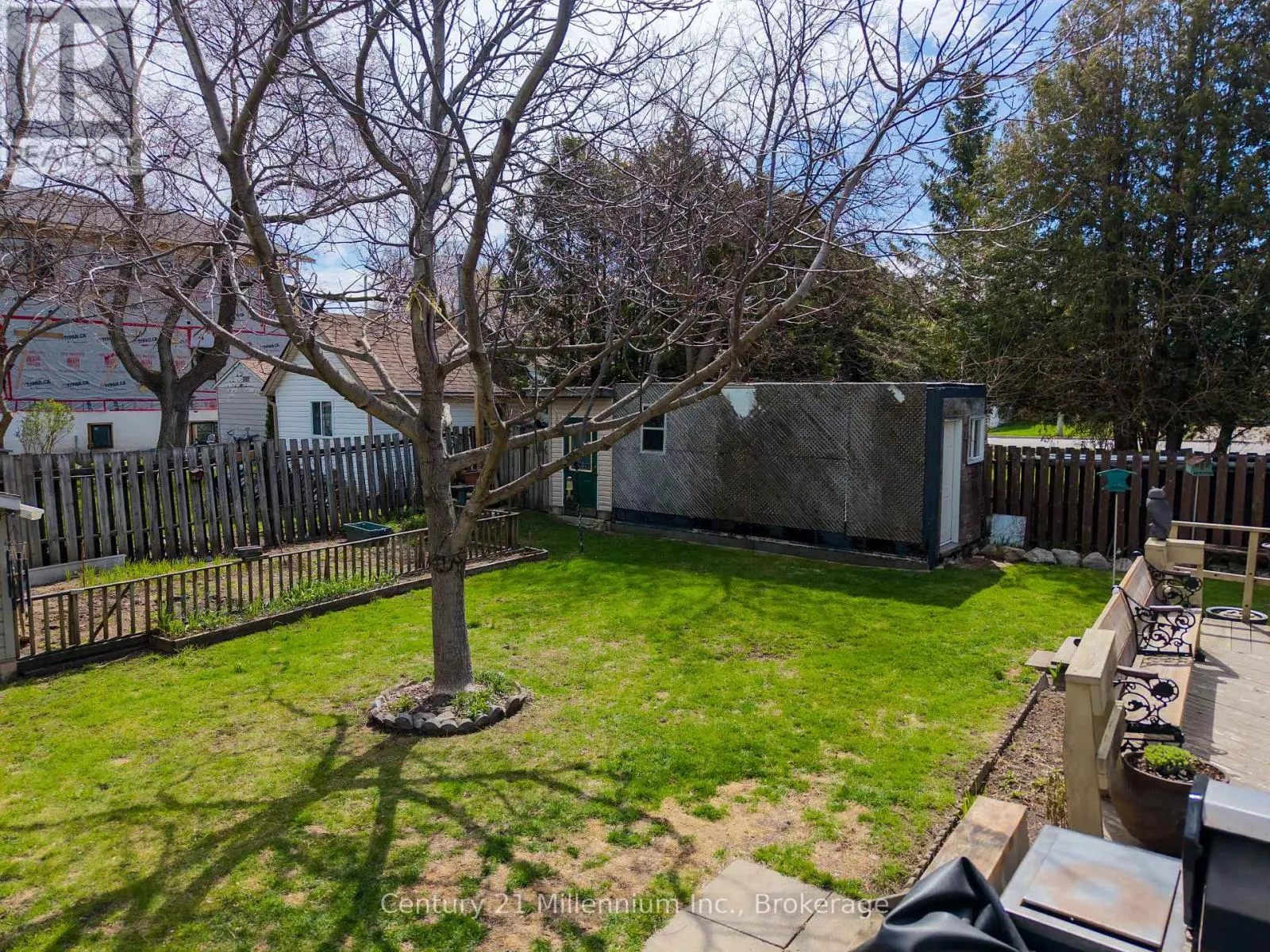 67 EAST STREET E
