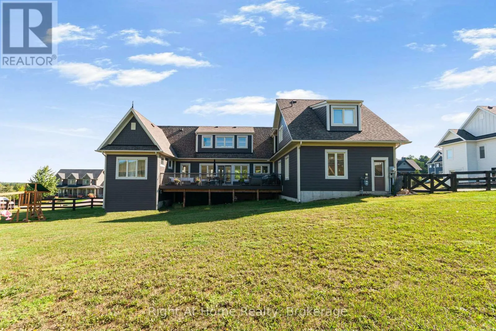 16 GELDERLAND CRESCENT