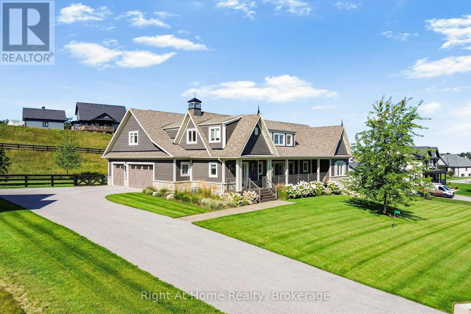 16 GELDERLAND CRESCENT