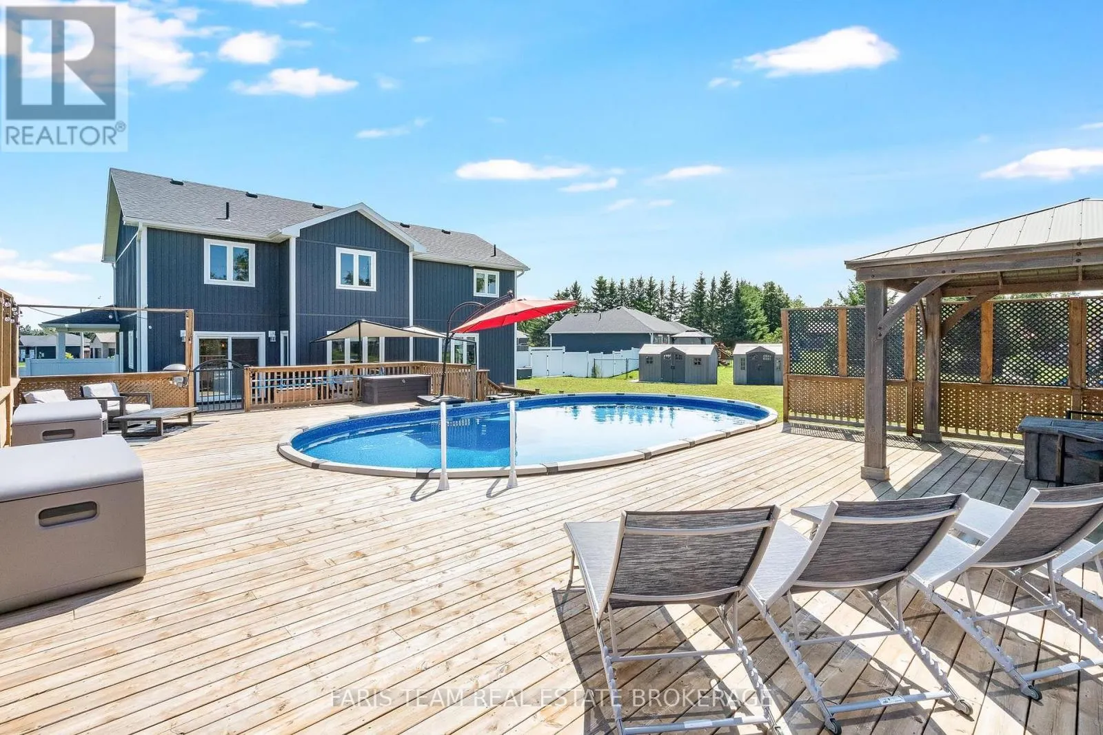 4 CHESLOCK CRESCENT