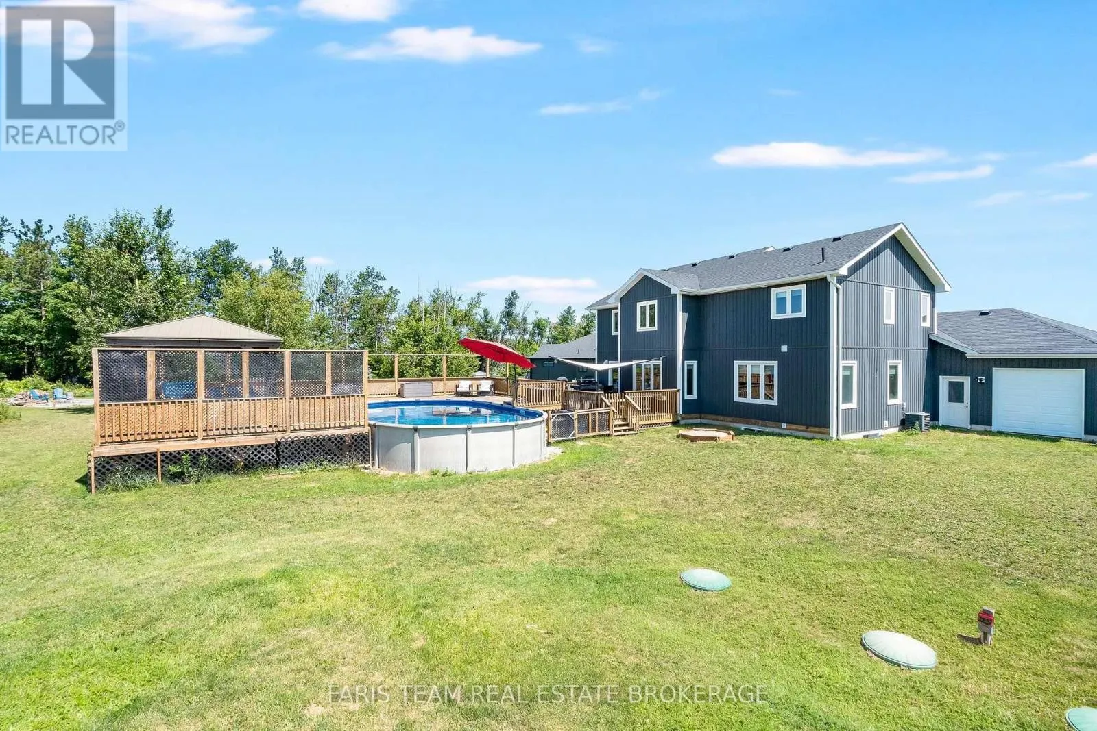 4 CHESLOCK CRESCENT