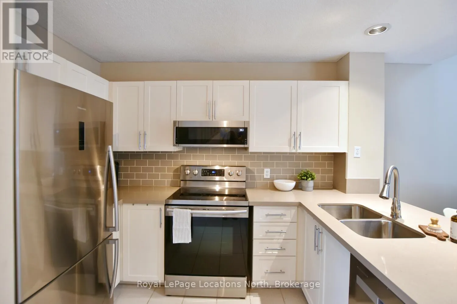 176 - 49 TROTT BOULEVARD #176