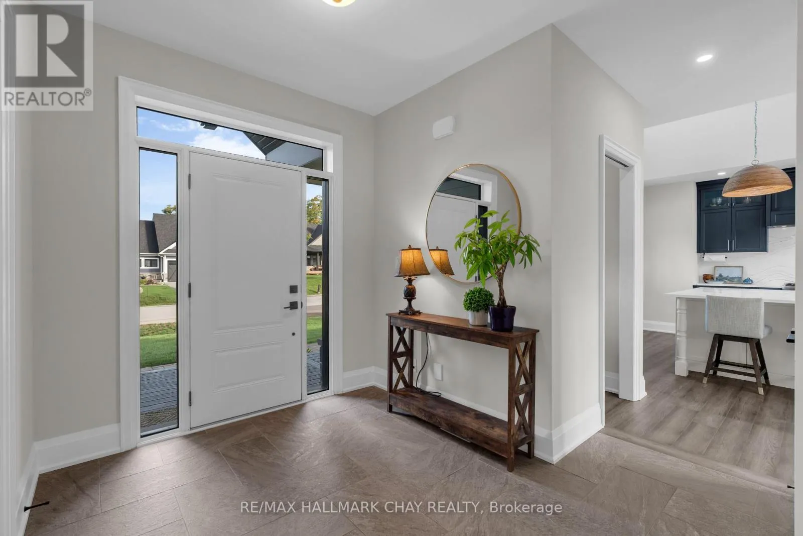 7 CLYDESDALE COURT