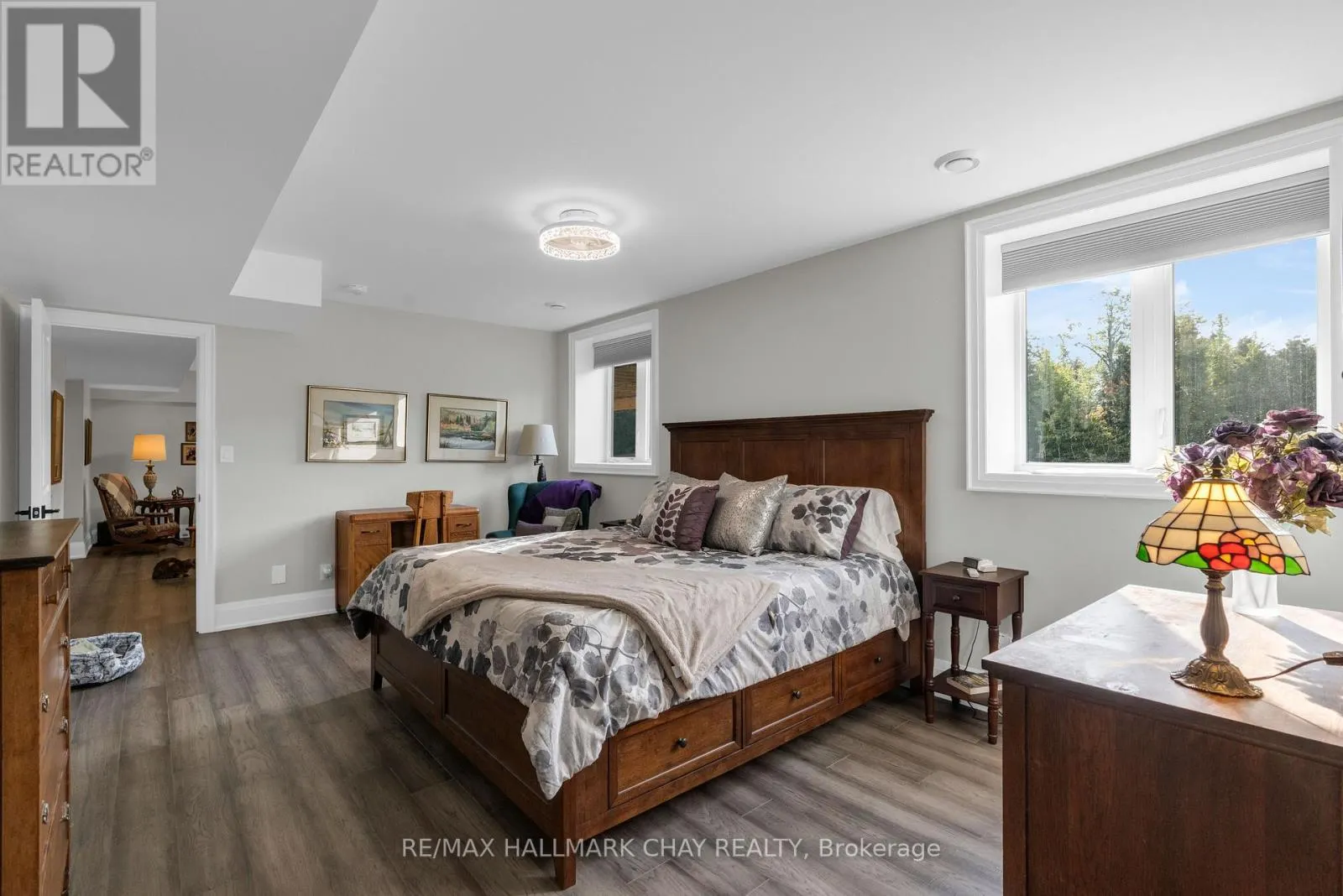 7 CLYDESDALE COURT