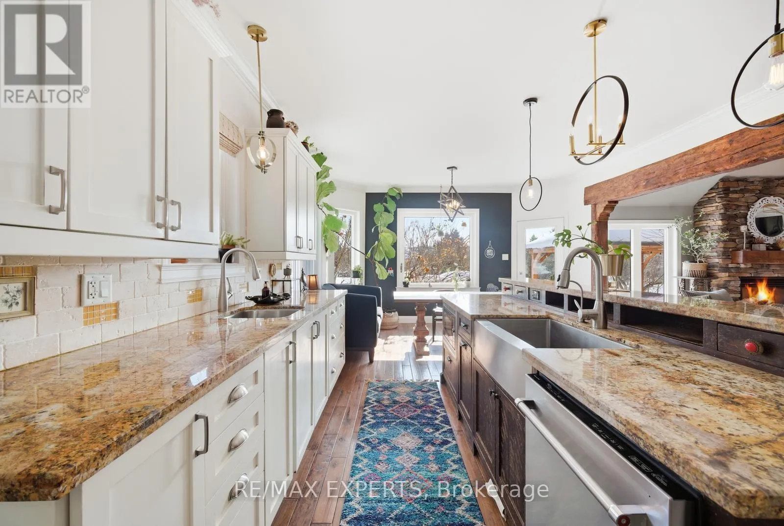 11 BASSWOOD CIRCLE