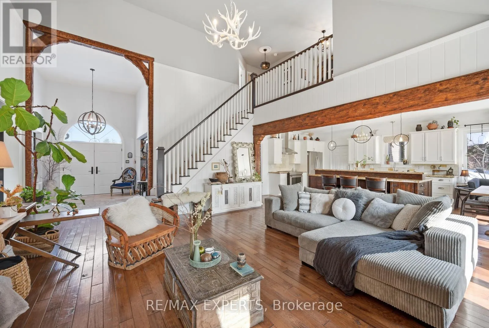 11 BASSWOOD CIRCLE