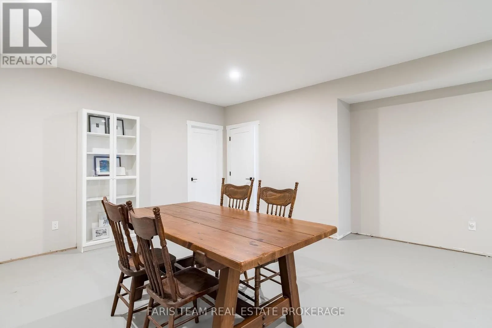 1555 BASELINE ROAD S