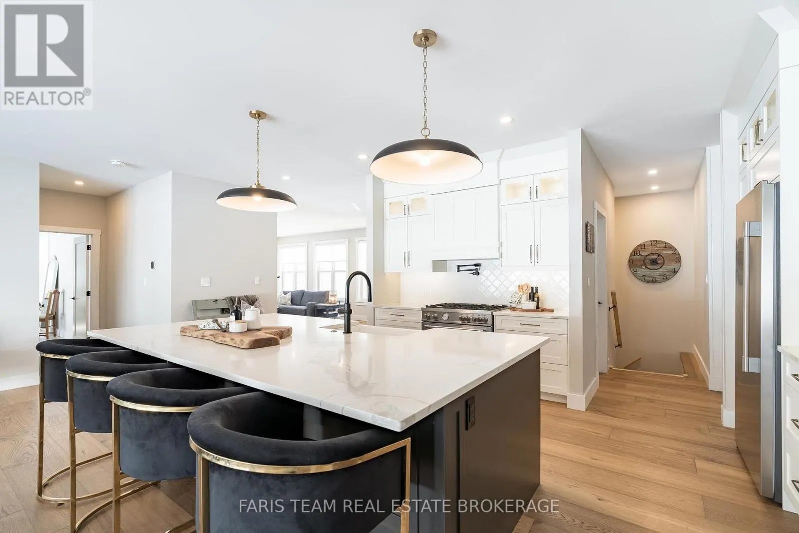 1555 BASELINE ROAD S