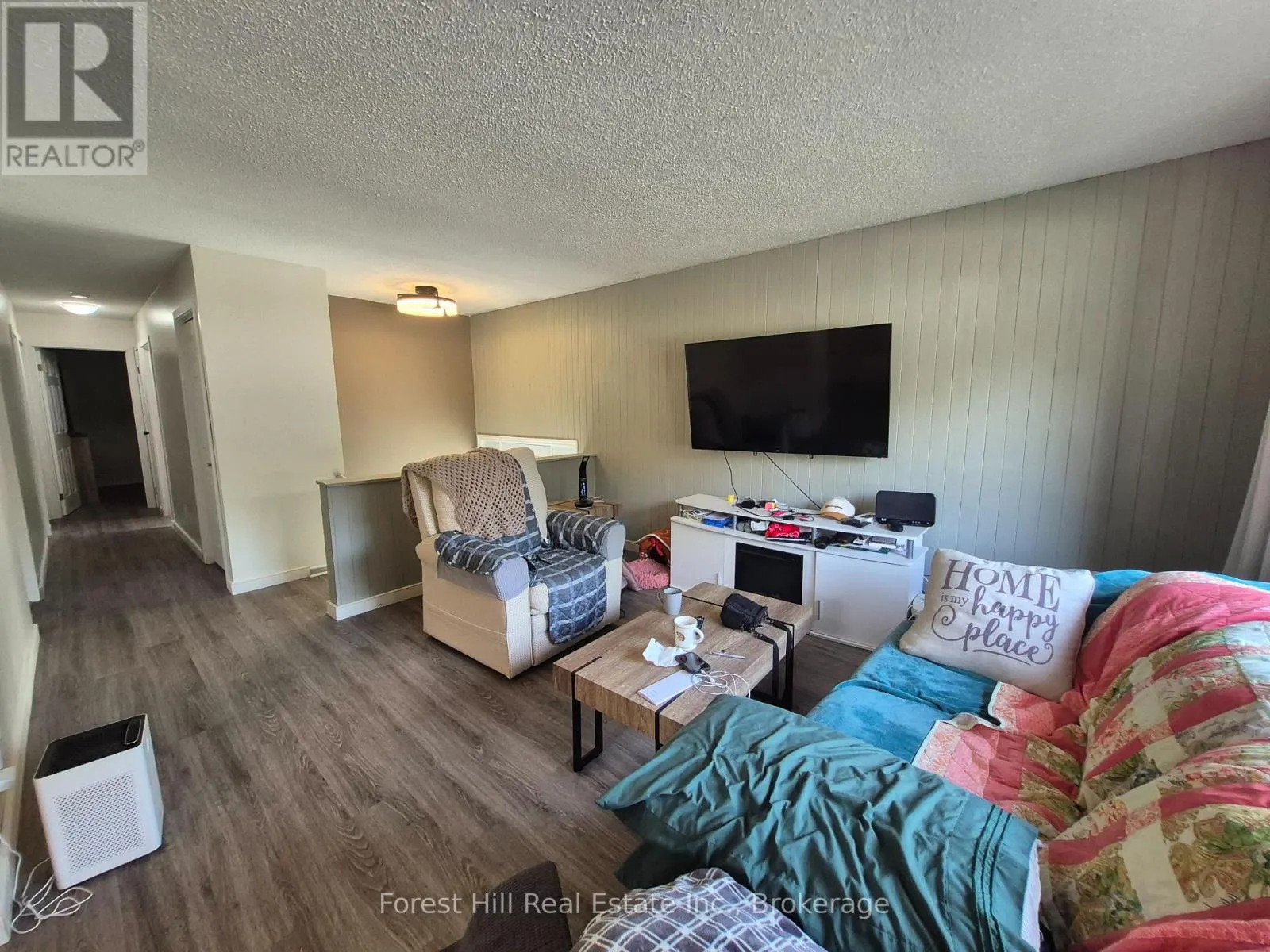 679 SIMCOE AVENUE W