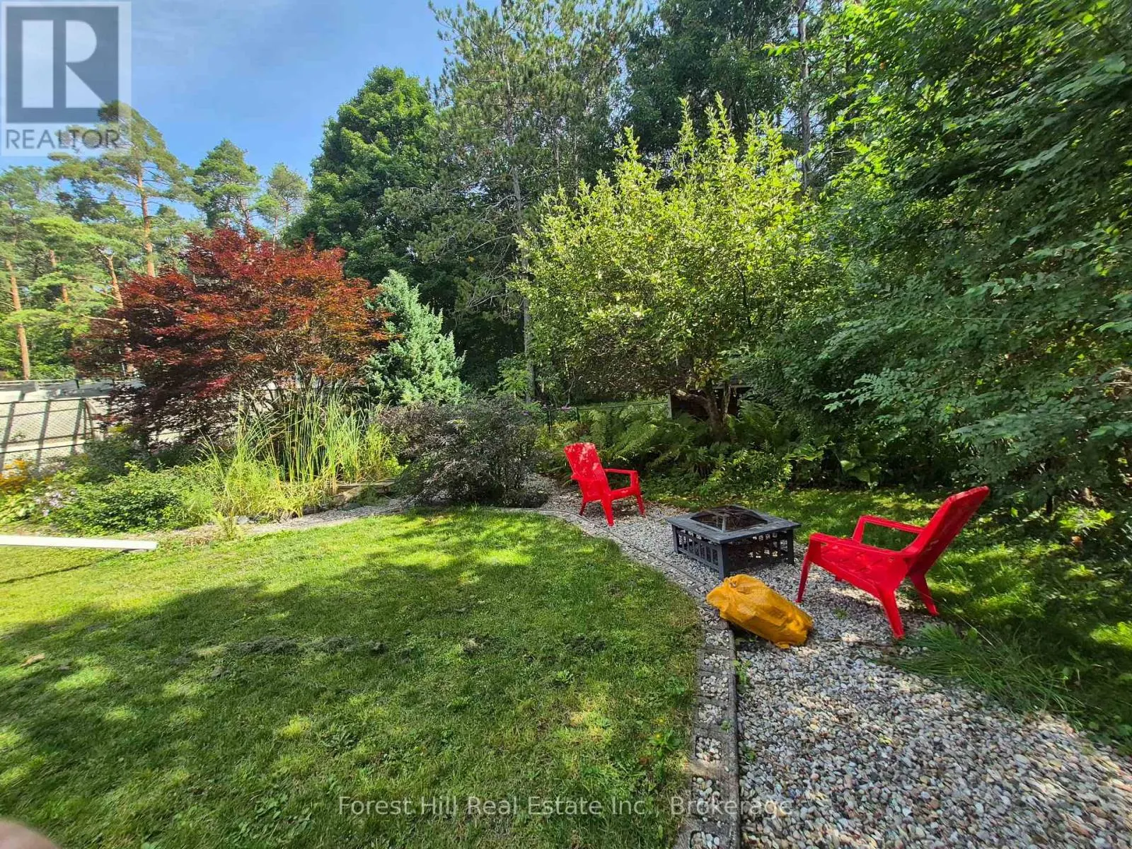 679 SIMCOE AVENUE W