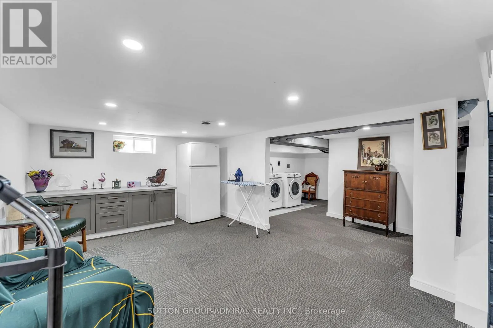 97 LACLIE STREET