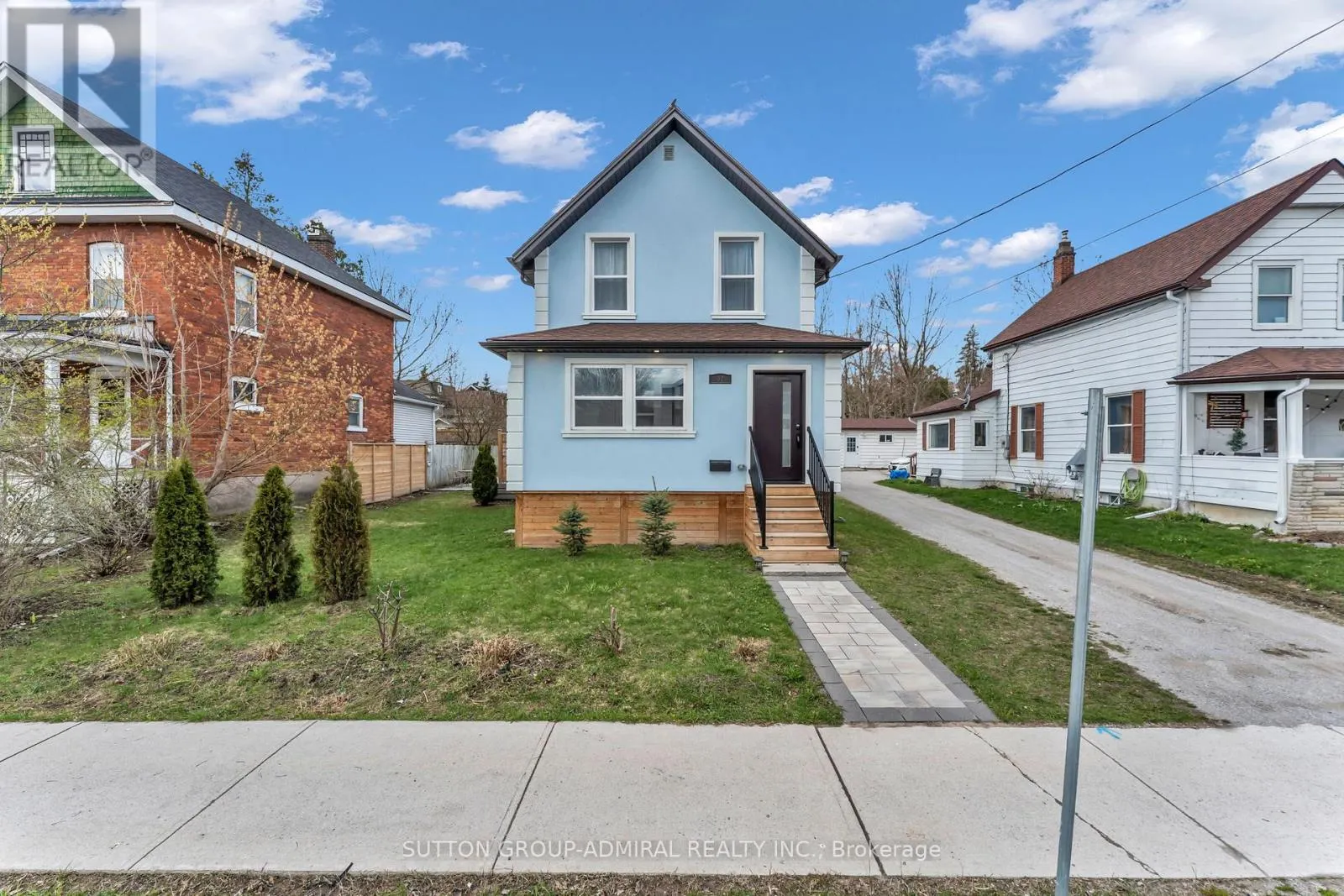 97 LACLIE STREET