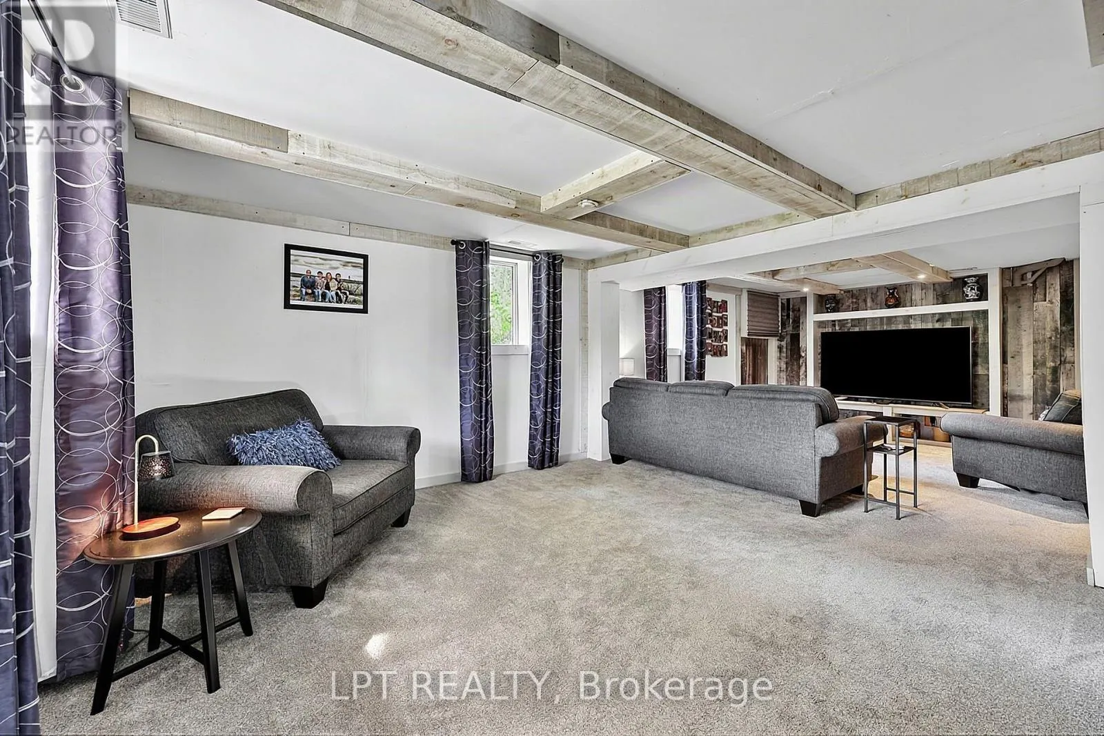 2447 RIDGE ROAD W