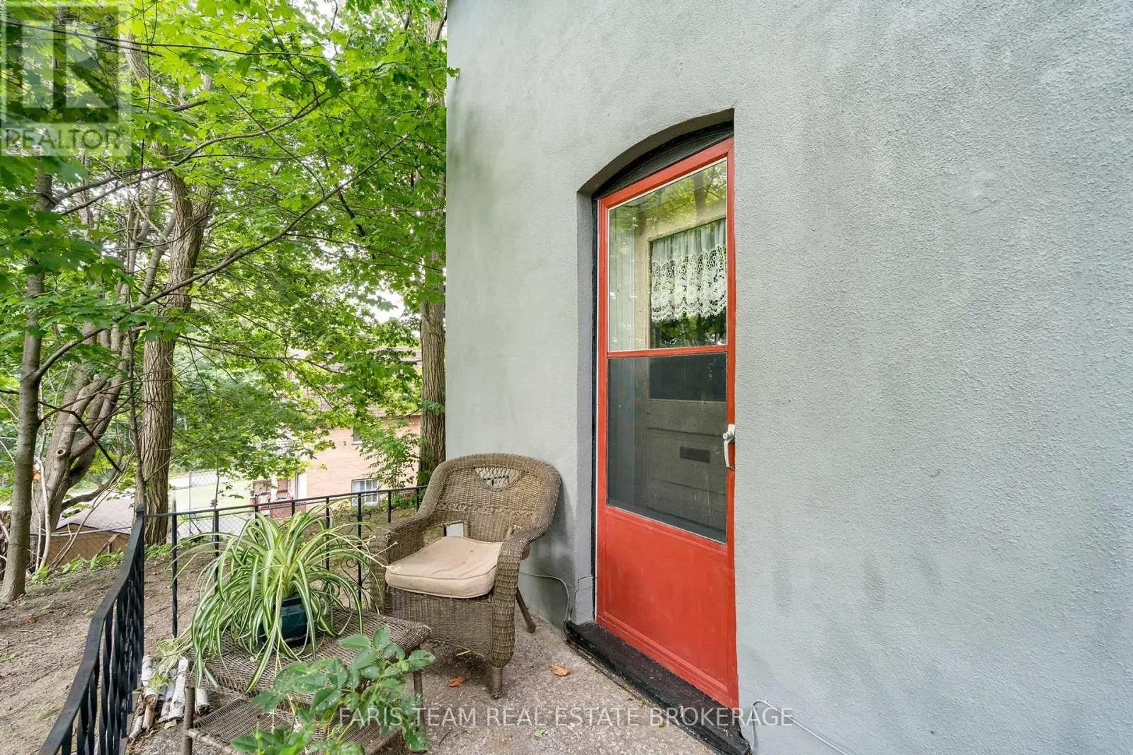 338 GLOUCESTER STREET