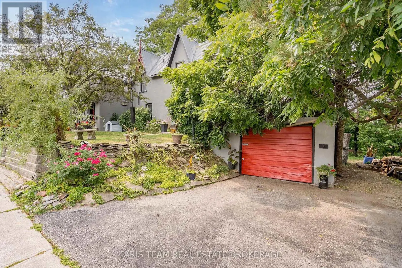 338 GLOUCESTER STREET