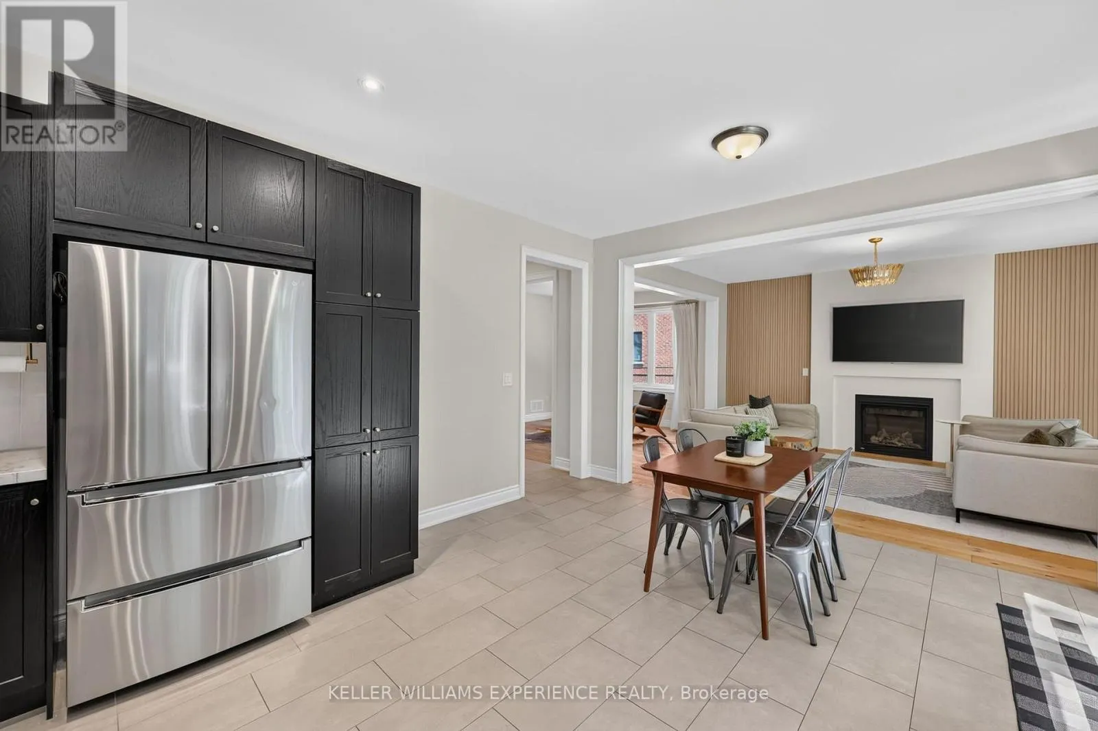 25 ATLANTIS DRIVE