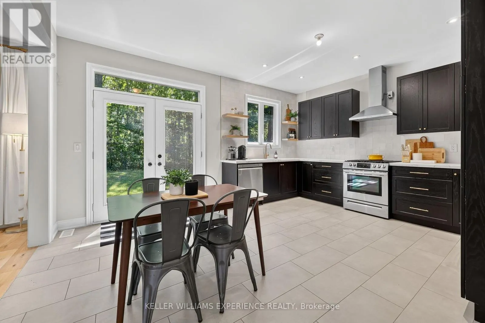 25 ATLANTIS DRIVE