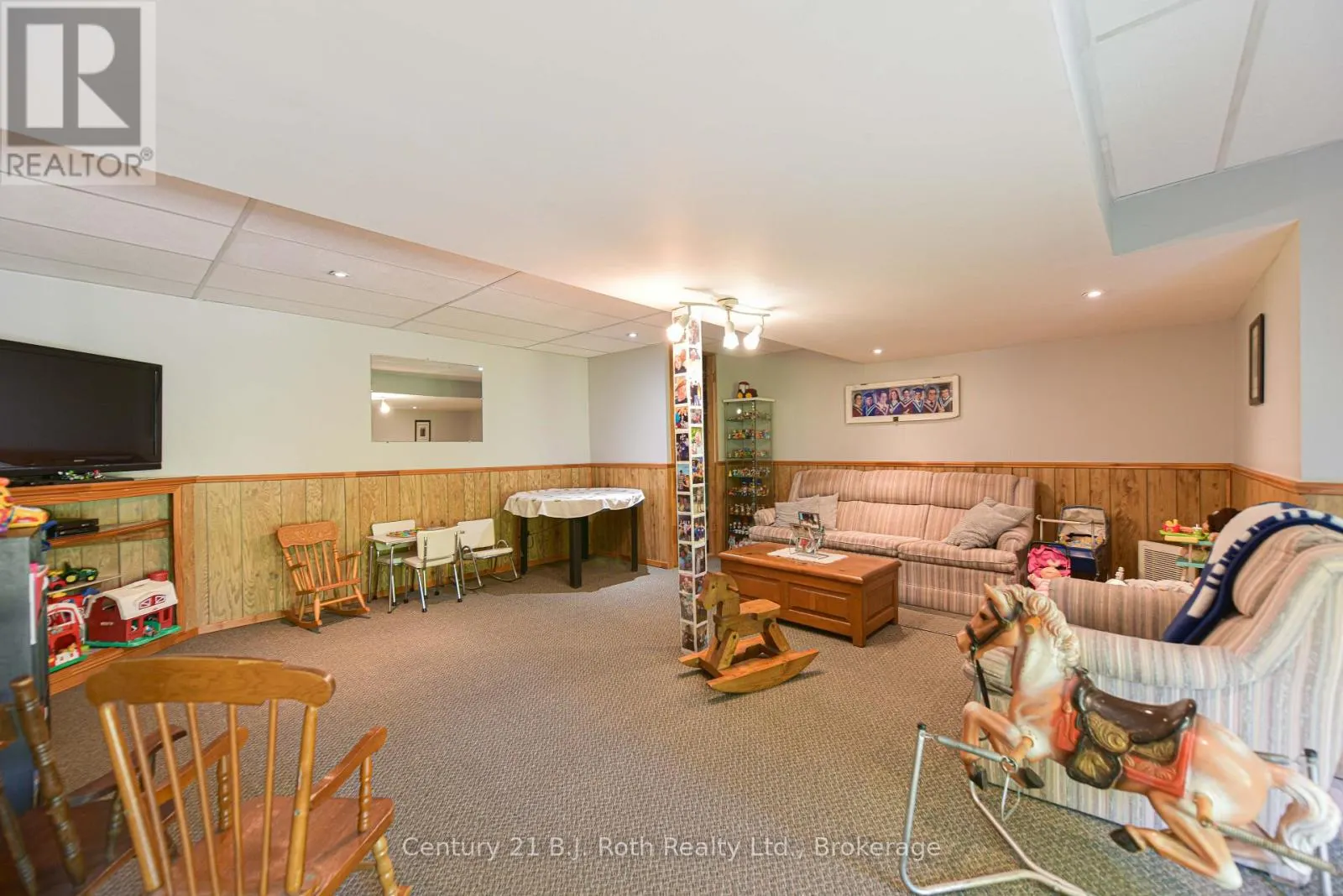 1579 WAINMAN LINE