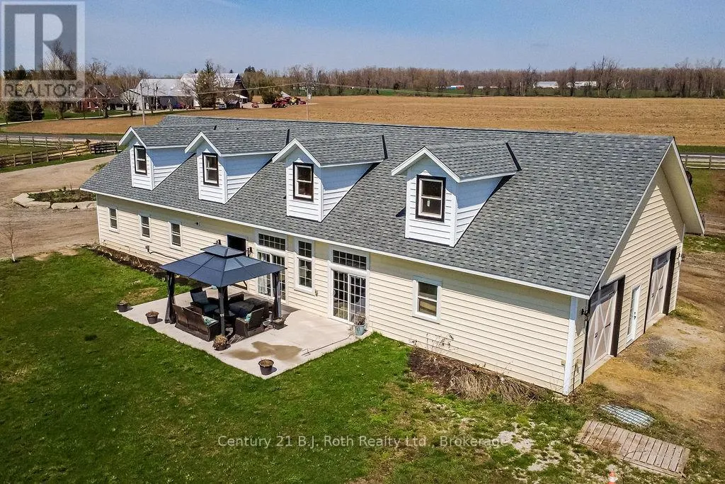 465 RIDGE ROAD E