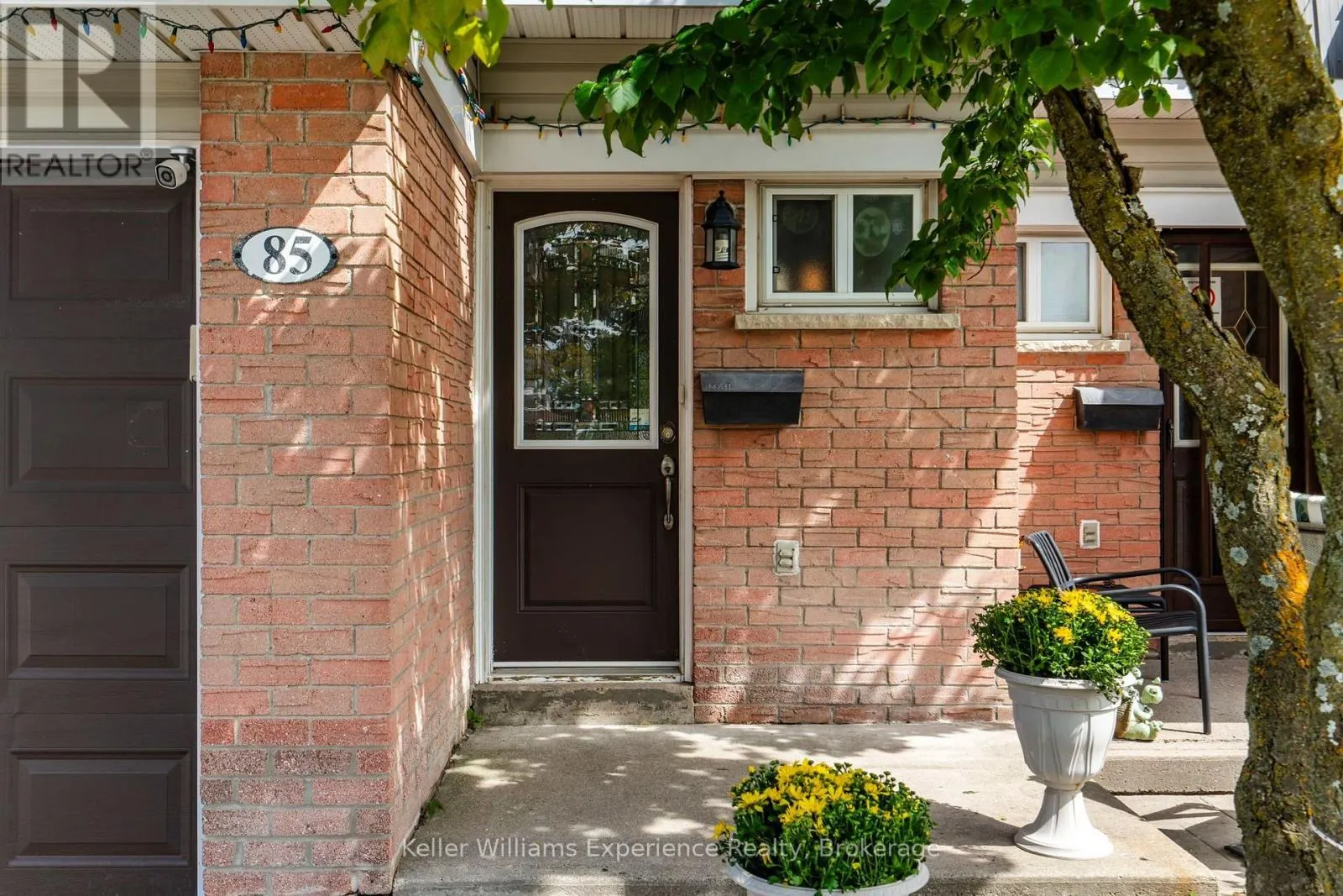 85 - 778 WILLIAM STREET #85