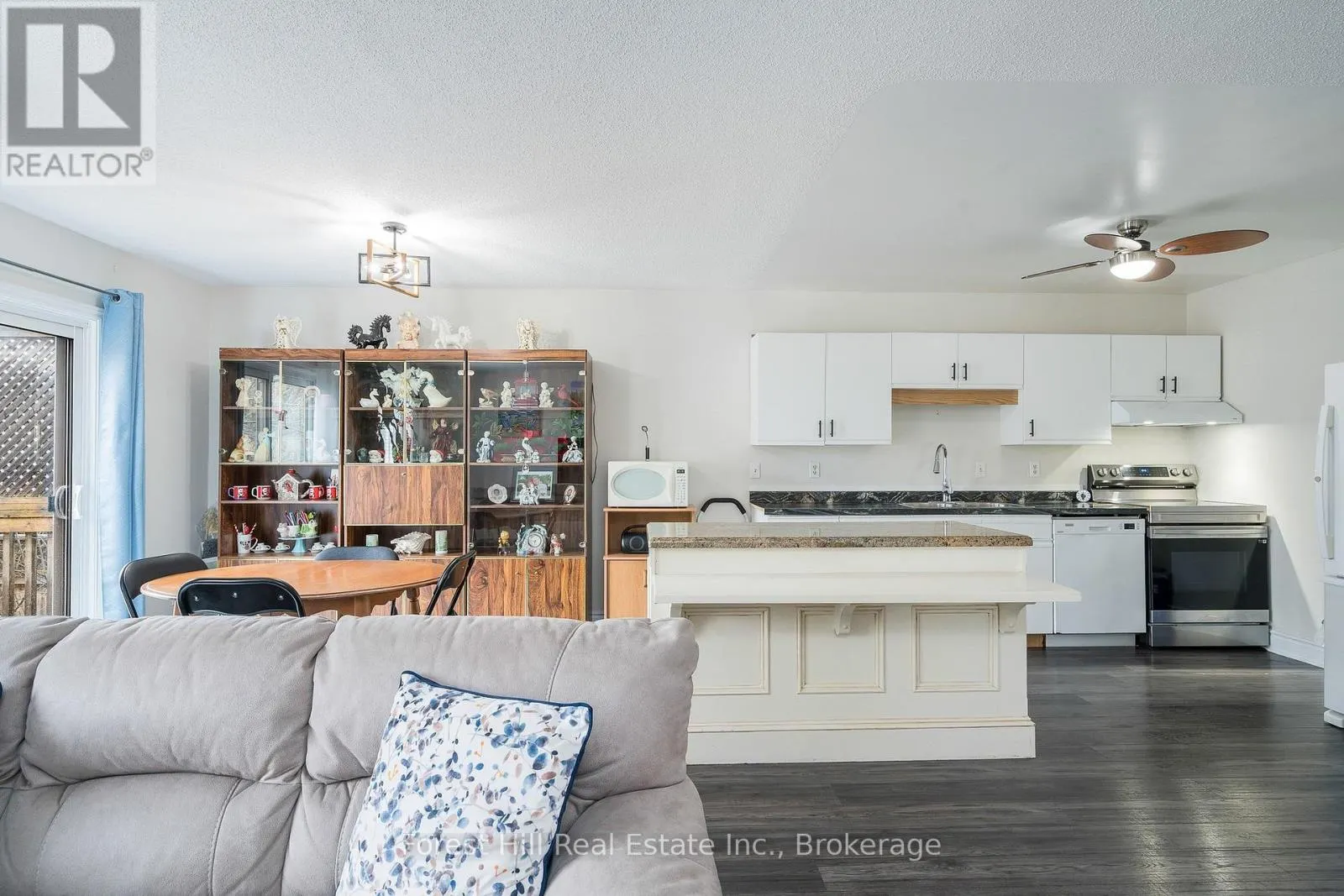 29 DILLON DRIVE