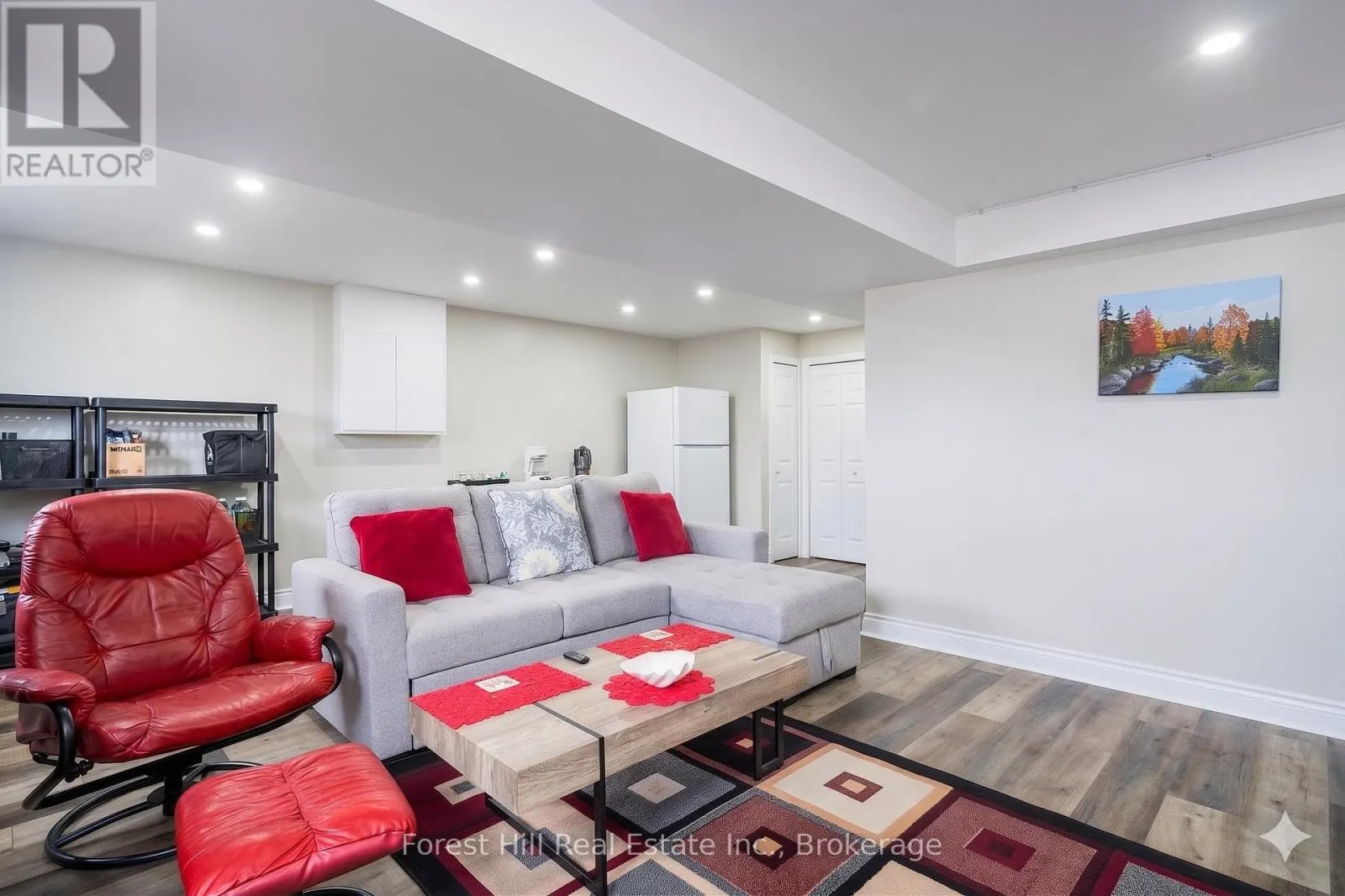 29 DILLON DRIVE