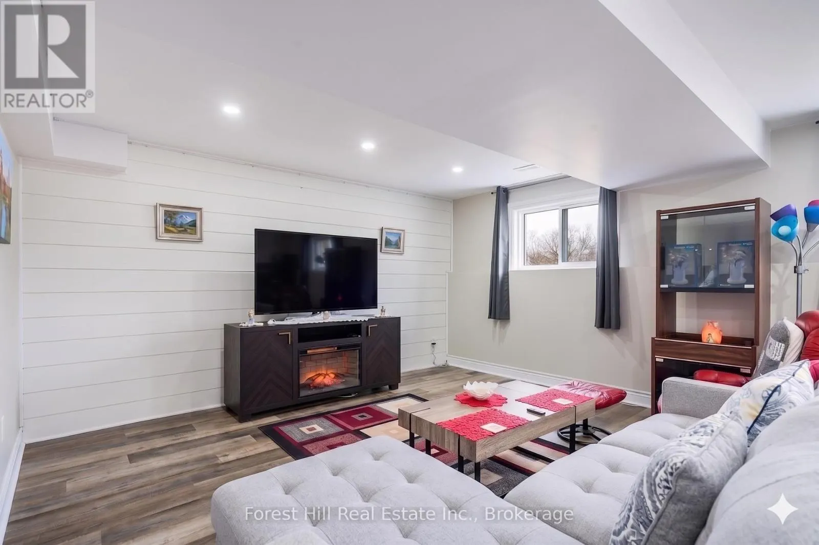 29 DILLON DRIVE
