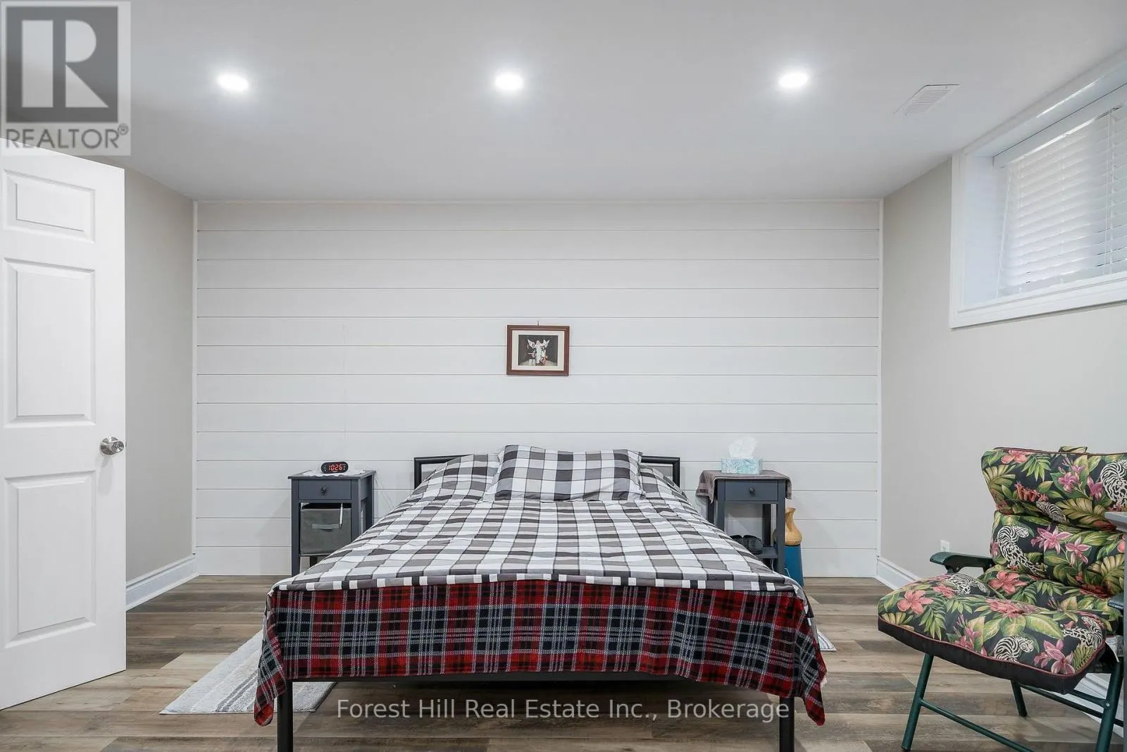29 DILLON DRIVE