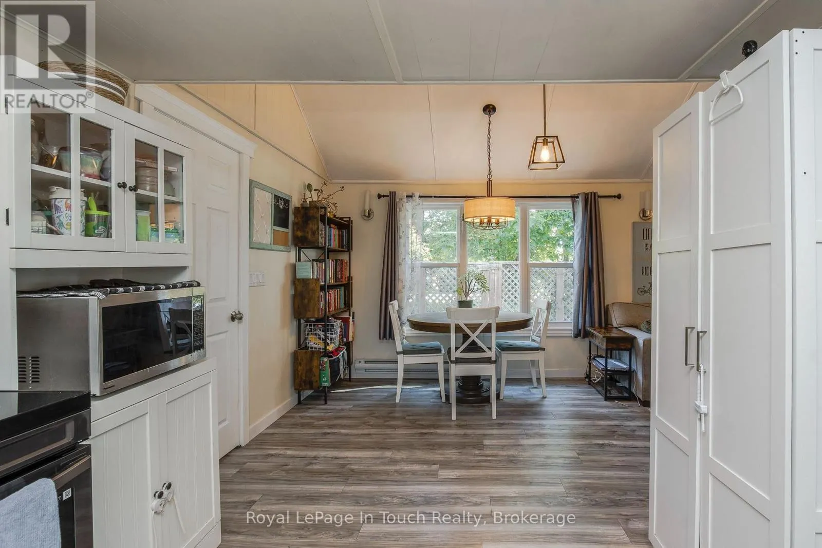 198 LIMESTONE ROAD