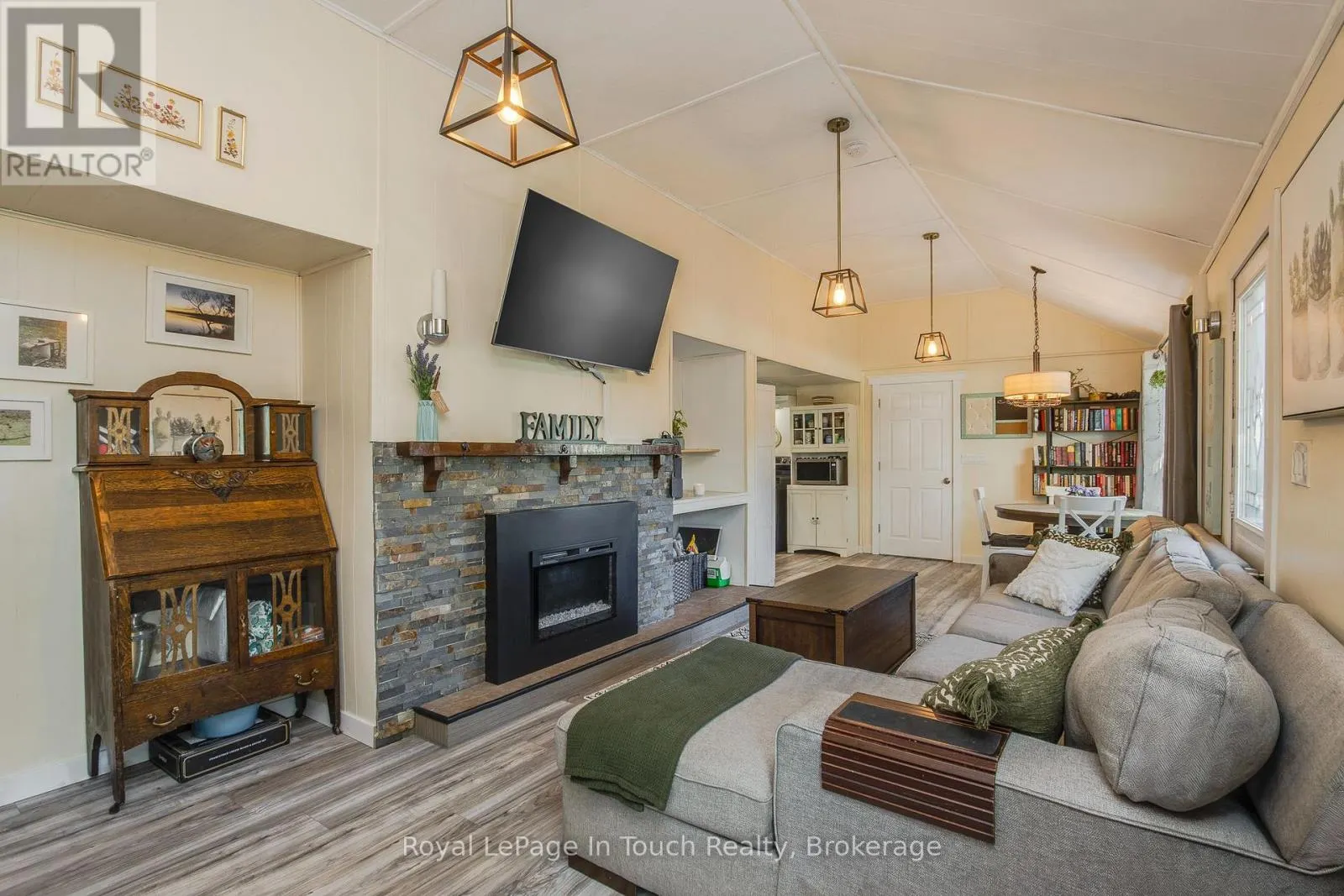 198 LIMESTONE ROAD