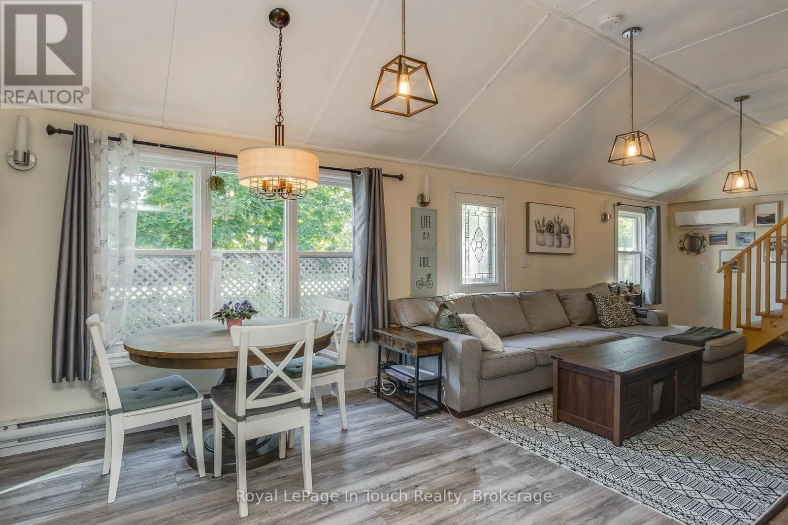 198 LIMESTONE ROAD