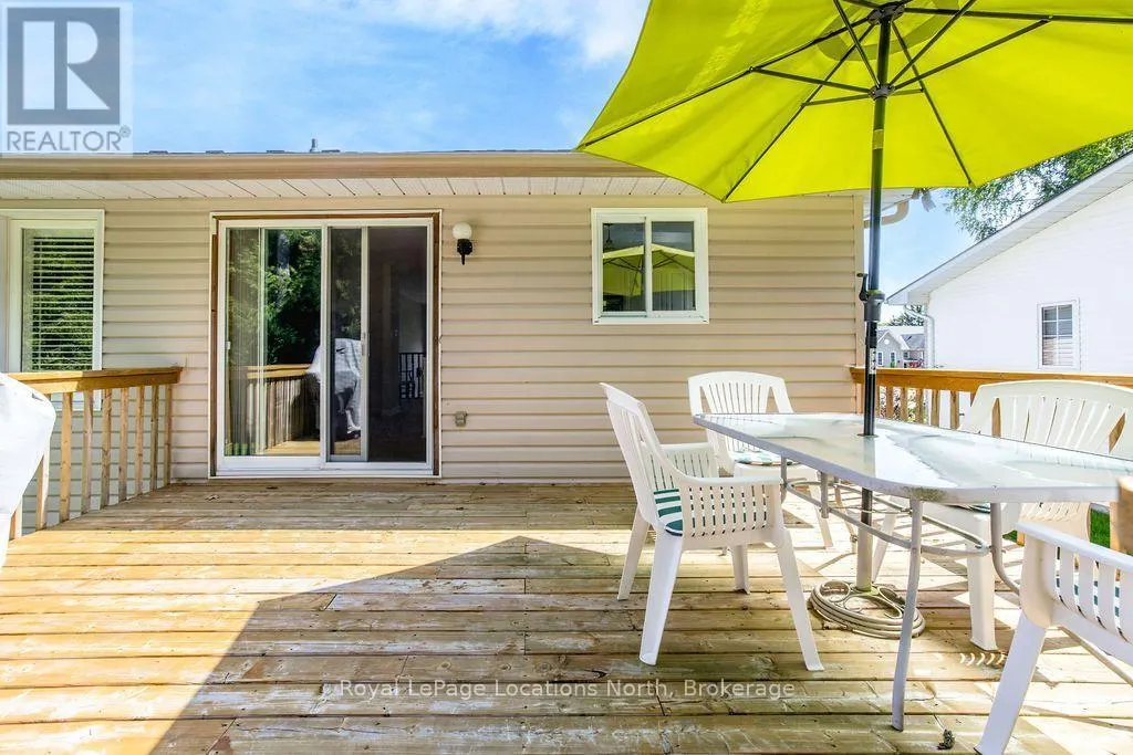 40 FAIRWAY CRESCENT