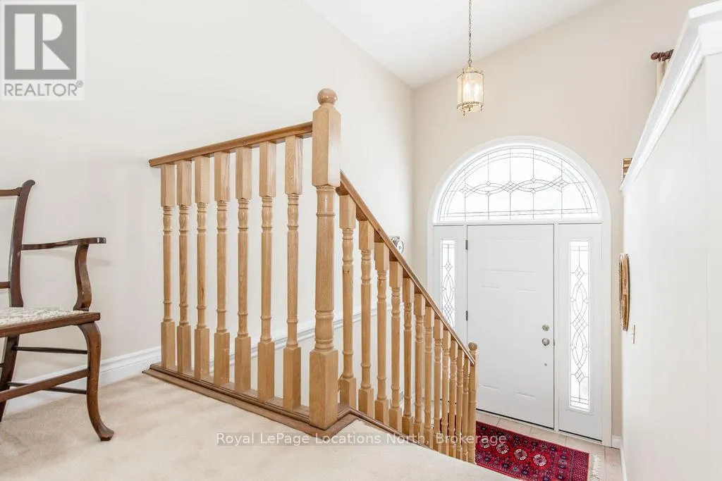 40 FAIRWAY CRESCENT