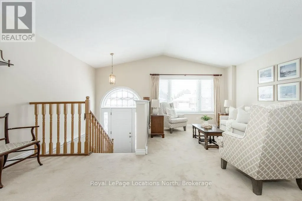 40 FAIRWAY CRESCENT