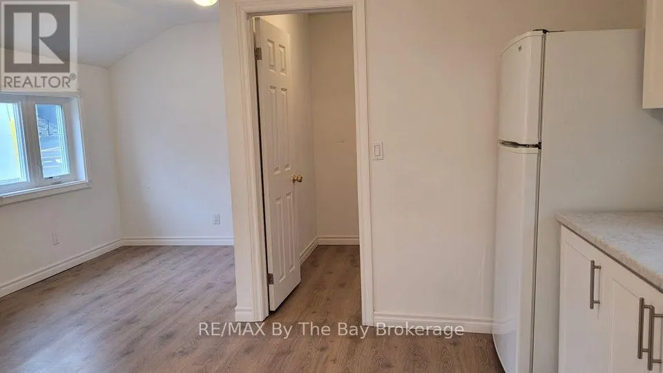 D03 - 280 RIVER ROAD E #D03