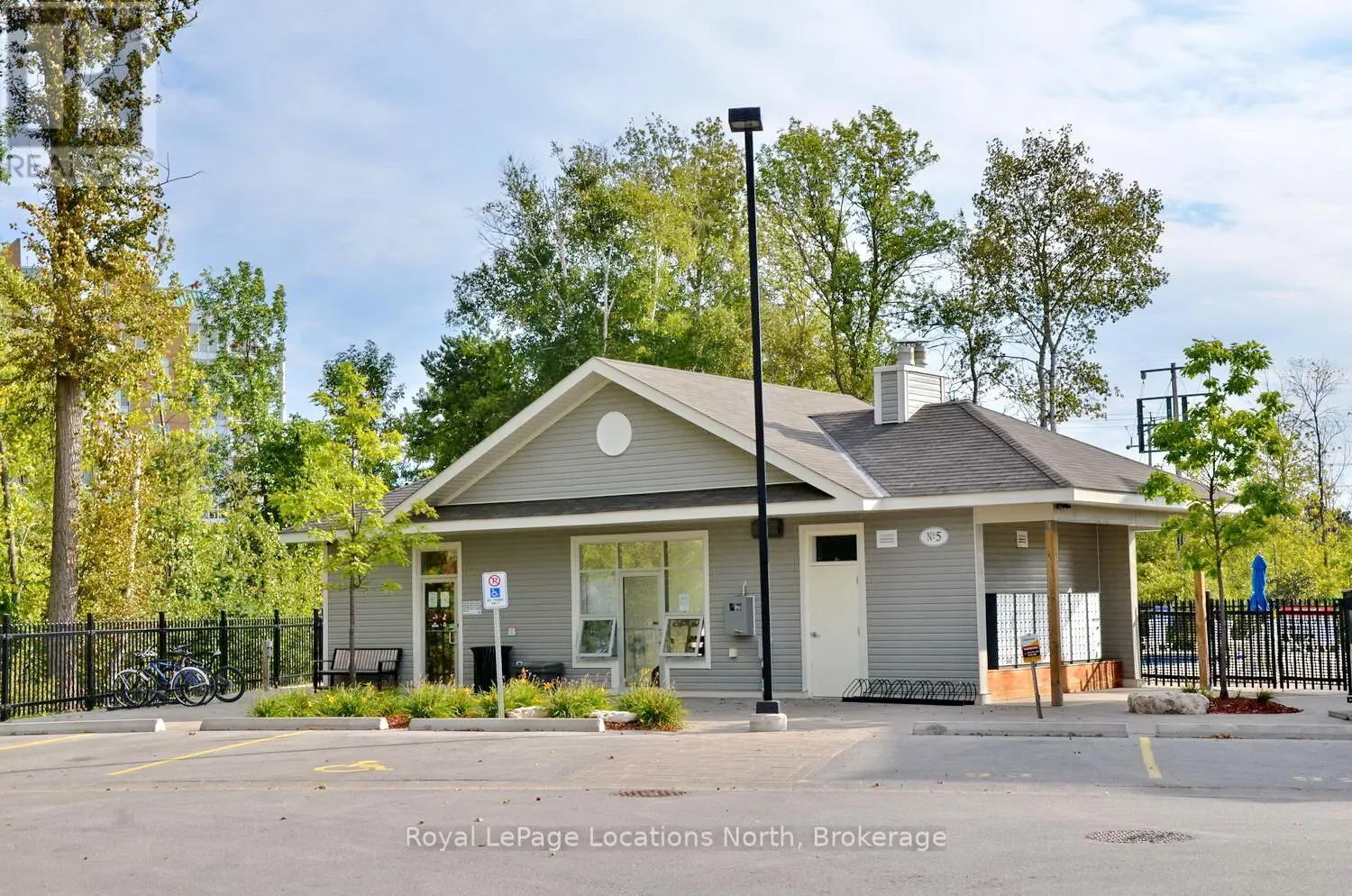 208 - 6 BRANDY LANE DRIVE #208