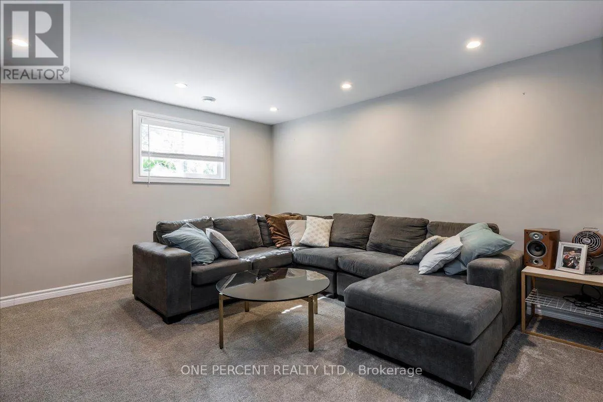 25 BERTRAM DRIVE