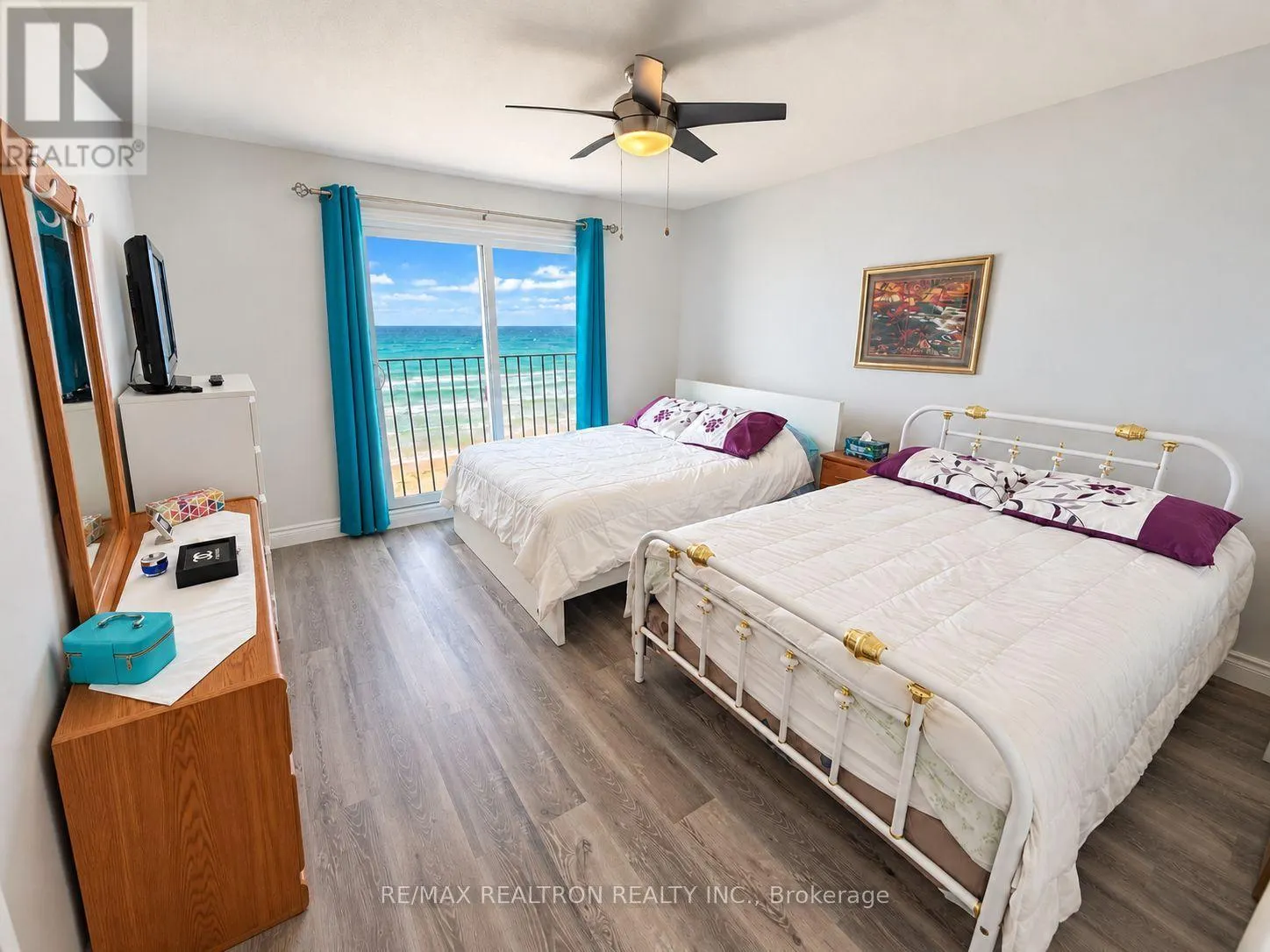 2 - 1064 TINY BEACHES ROAD S
