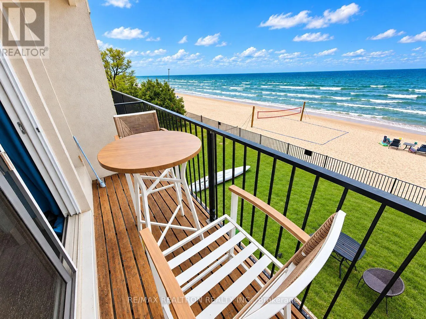 2 - 1064 TINY BEACHES ROAD S
