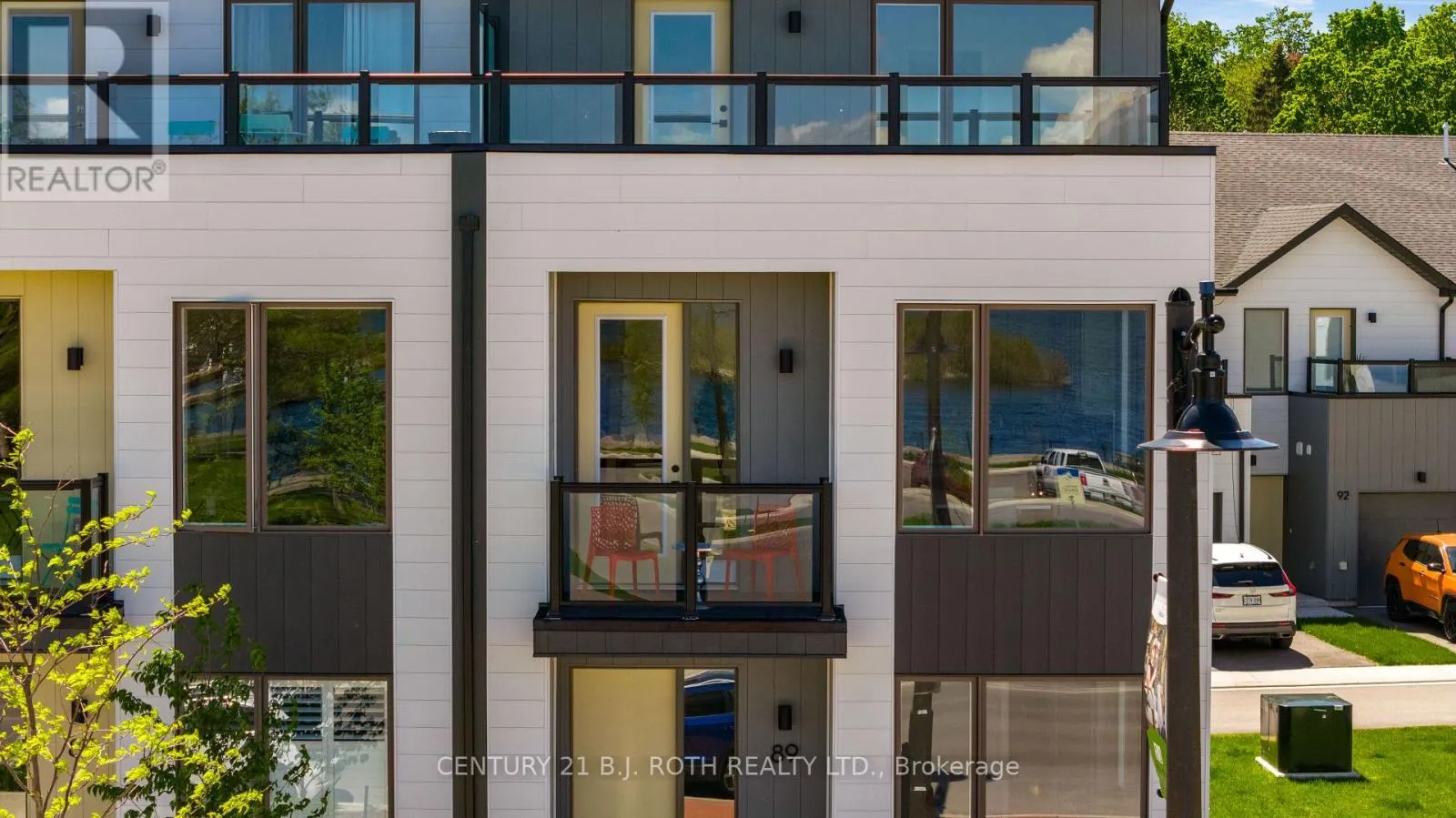 89 LIGHTFOOT DRIVE