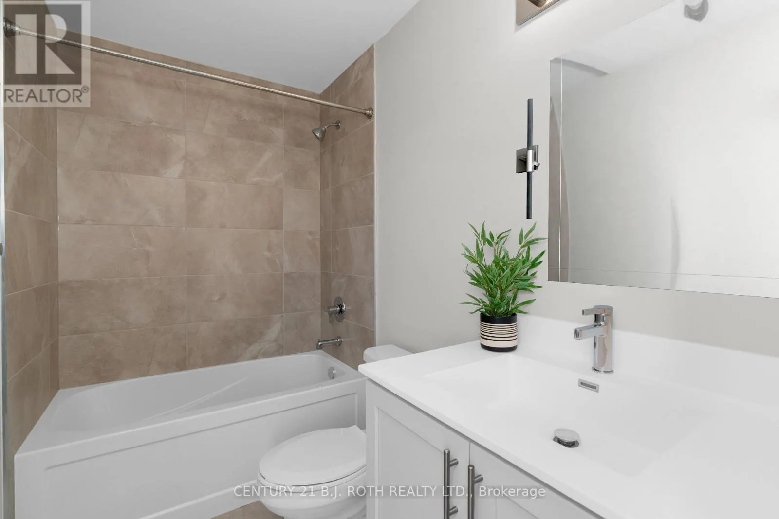 89 LIGHTFOOT DRIVE