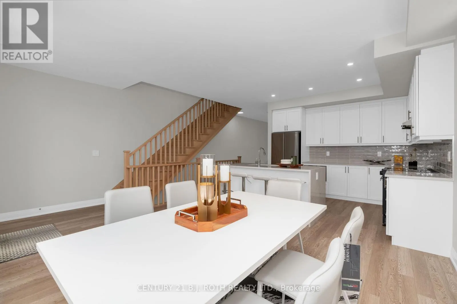 89 LIGHTFOOT DRIVE