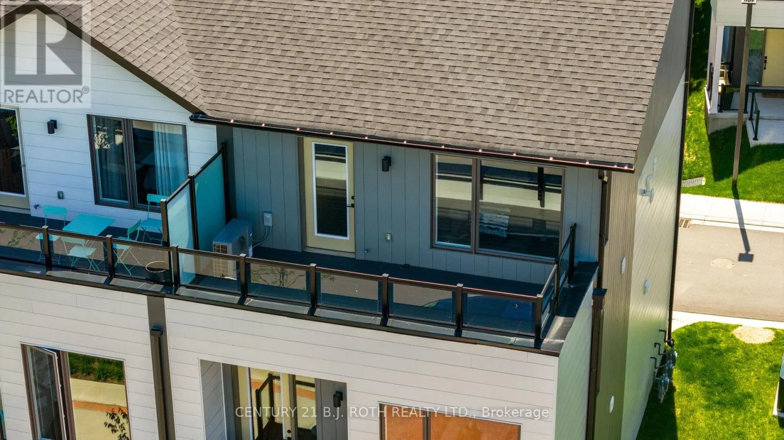 89 LIGHTFOOT DRIVE