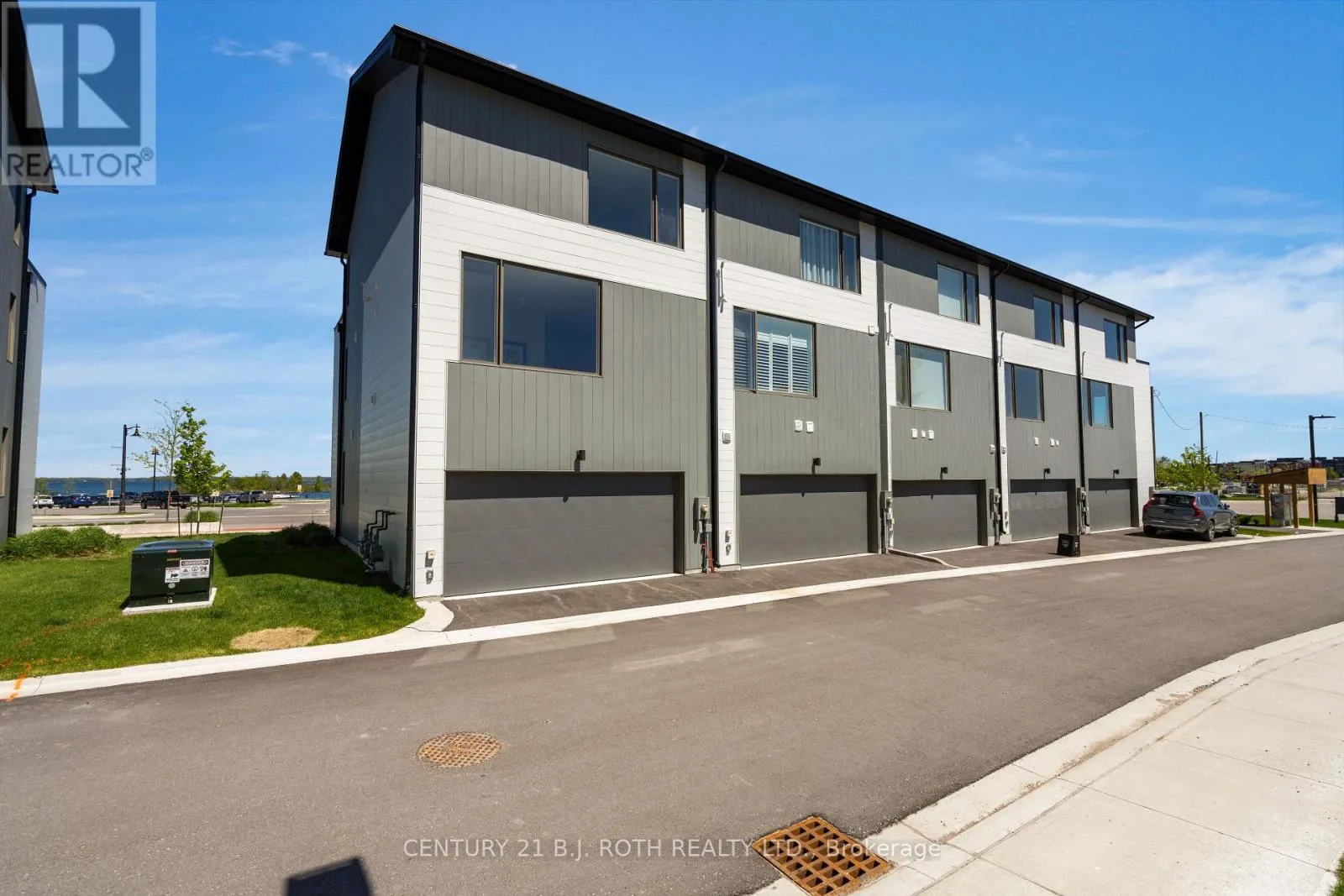 89 LIGHTFOOT DRIVE