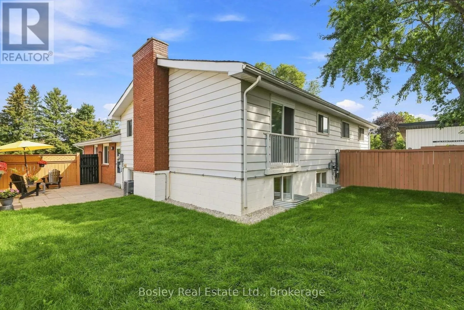 4 GRIFFIN ROAD