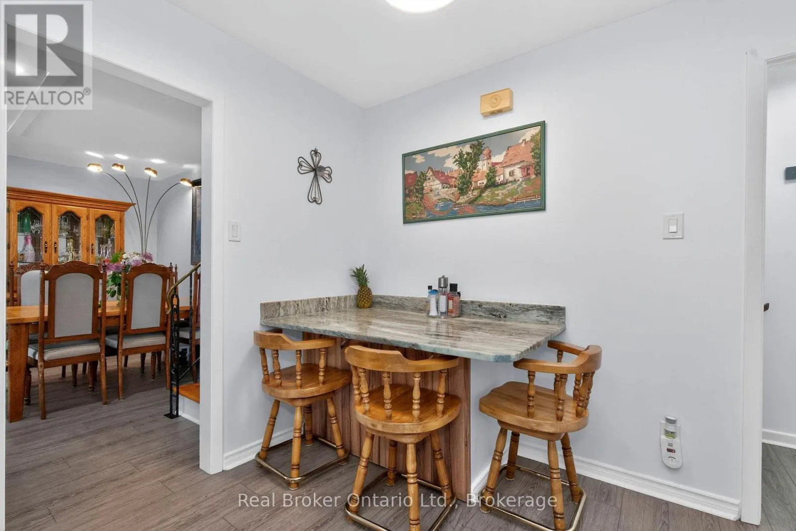 647 MANLY STREET